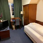 Ξενοδοχείο Am Schloss - 3*