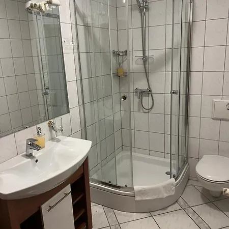 Am Schloss - Otel Frankfurt (Oder)