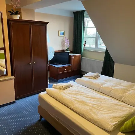Hotel Am Schloss - Frankfurt An Der Oder Frankfurt (Oder)