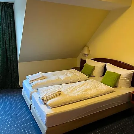 Am Schloss - 3* Франкфурт/Одер