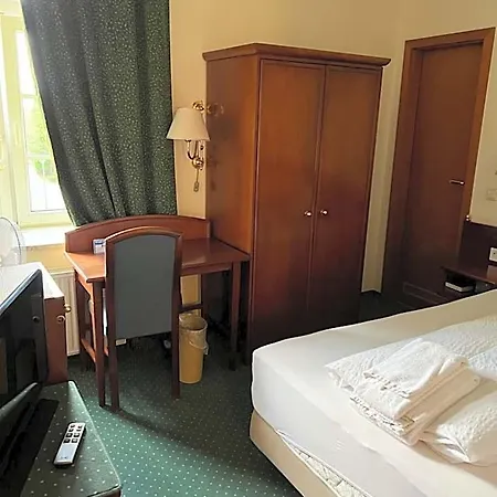 Am Schloss - Отель 3*