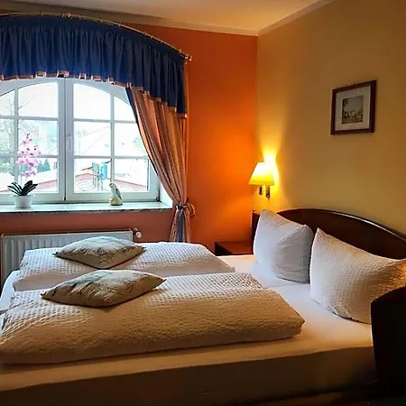Hotel Am Schloss - Frankfurt An Der Oder