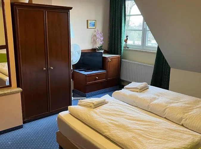 Am Schloss - فرانكفورت أودر