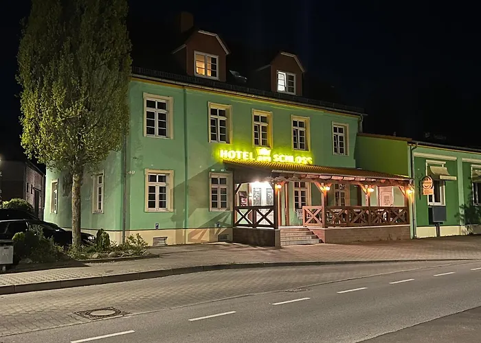 Am Schloss - فندق فرانكفورت أودر