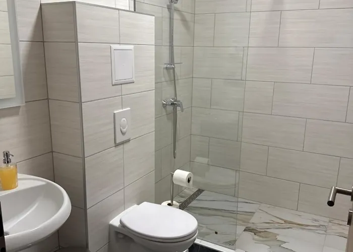 فندق Am Schloss - فرانكفورت أودر