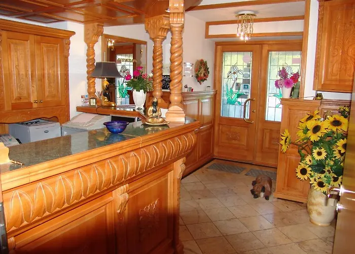 فندق Am Schloss - 3*