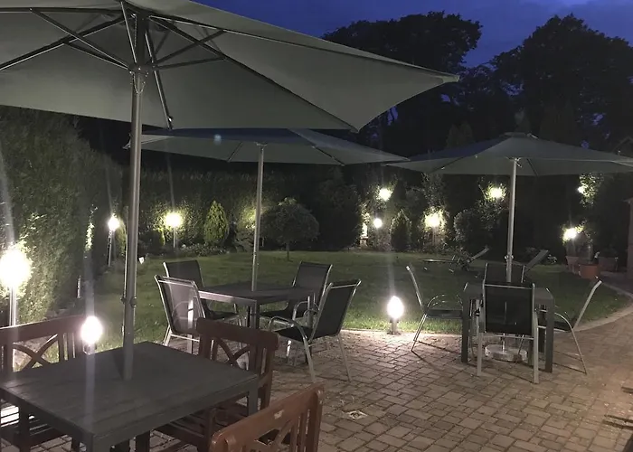 فندق Am Schloss -